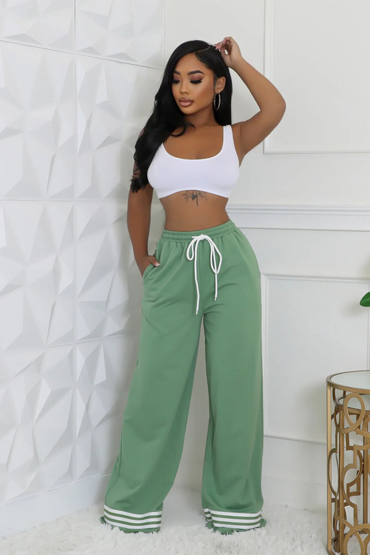 Never Basic Pant