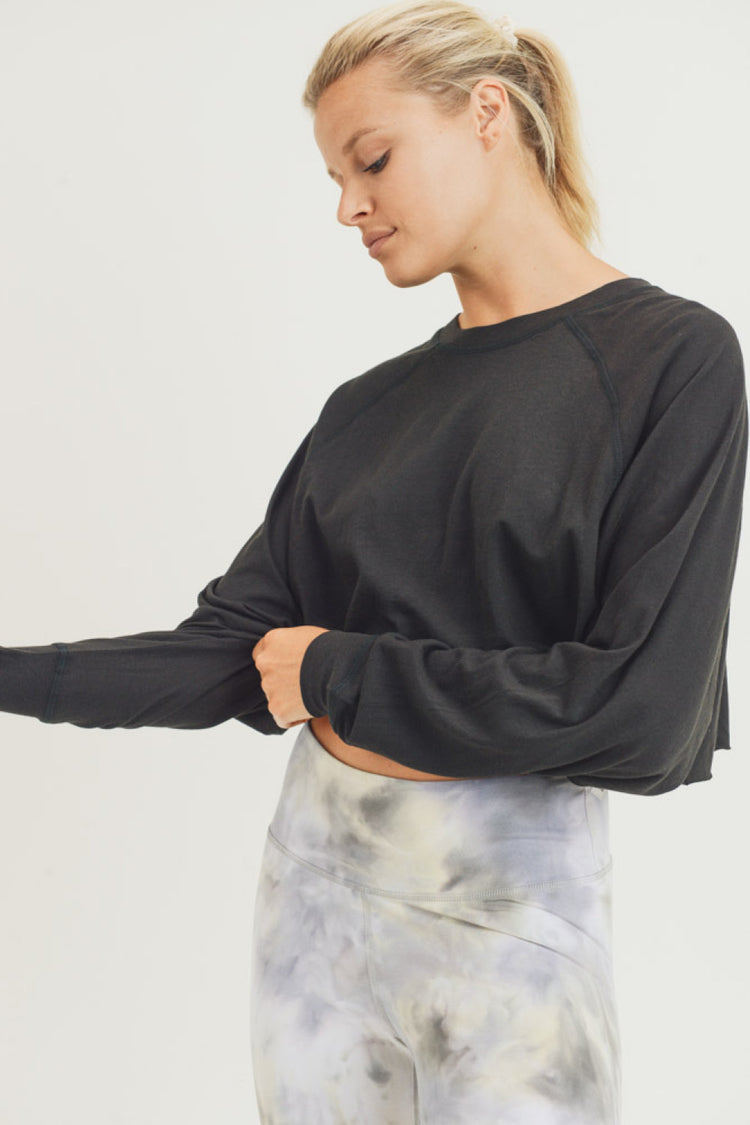 Cropped Ragland Top