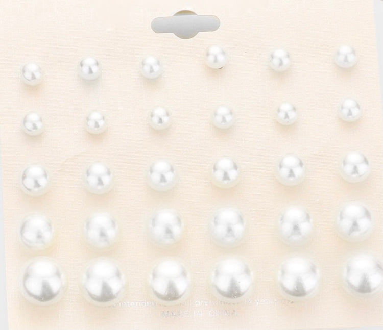 Pearl Studs Set